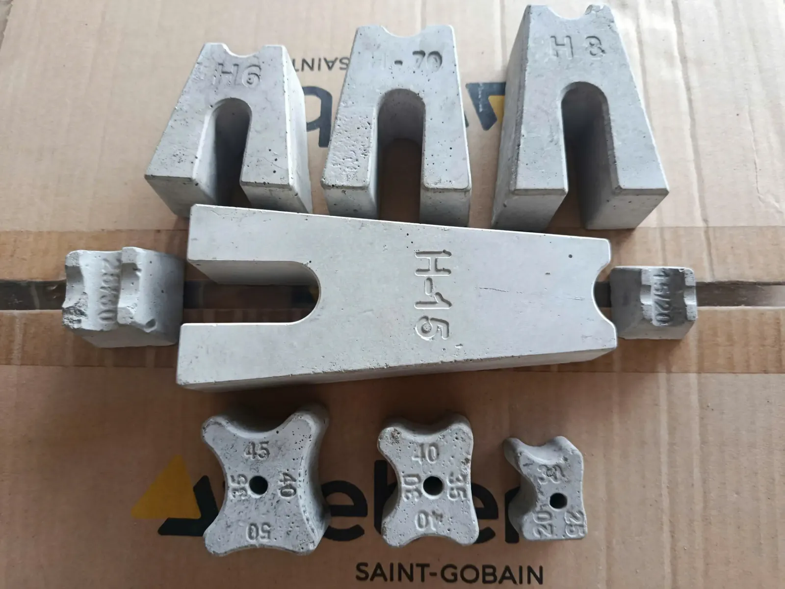 các loại cục kê bê tông cần giờ