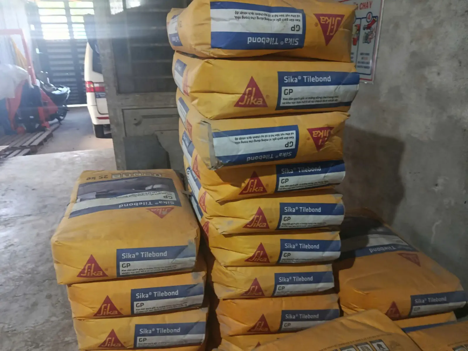 định mức keo dán gạch ốp tường - sika
