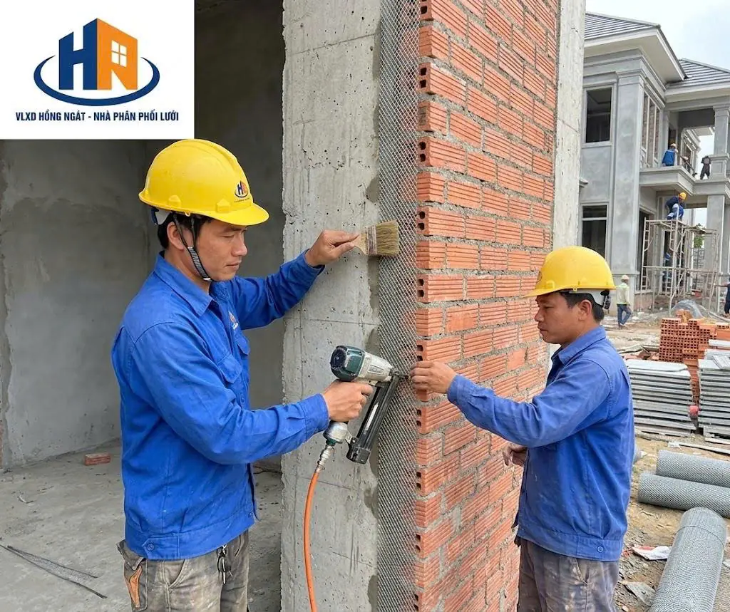 Thi Công Đóng Lưới Tô Tường Chống Nứt