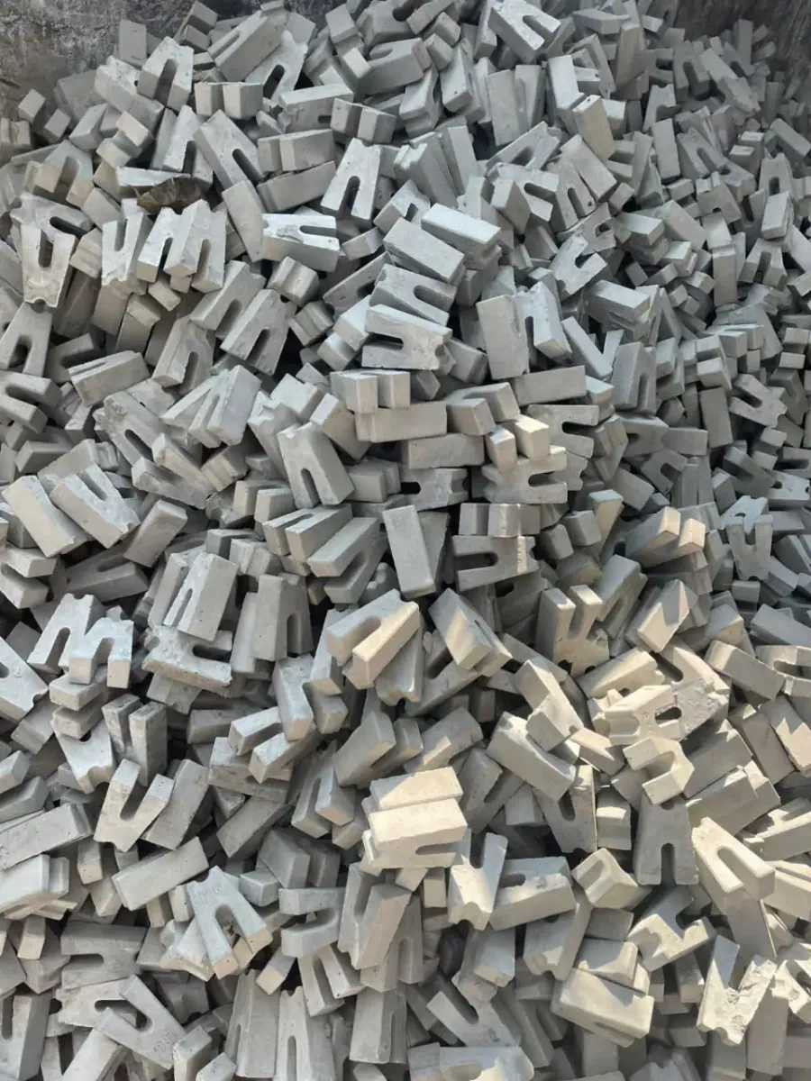 cục kê bê tông long hậu - cục kê chữ h